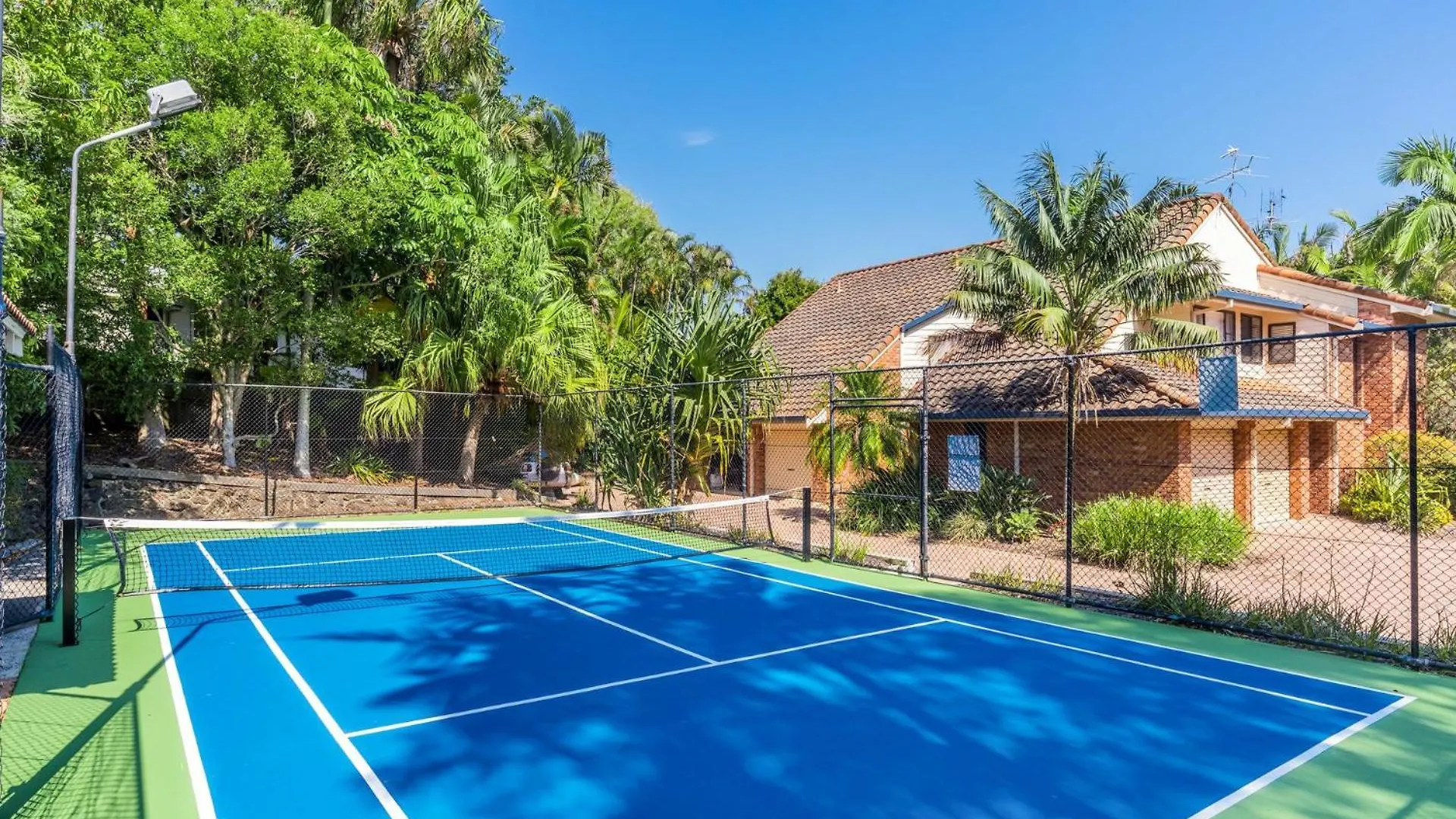Calinda Sol 10 Villa Byron Bay