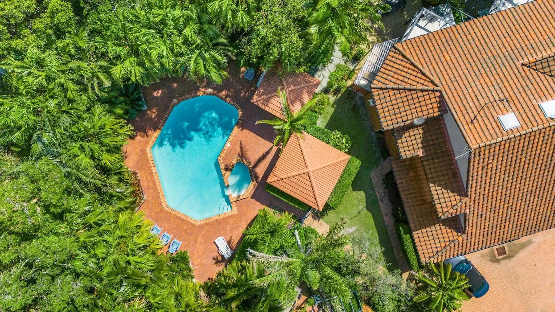 Calinda Sol 10 Villa Byron Bay