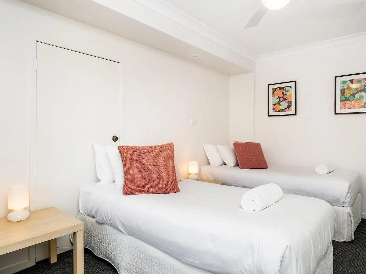 Calinda Sol 10 Villa Byron Bay